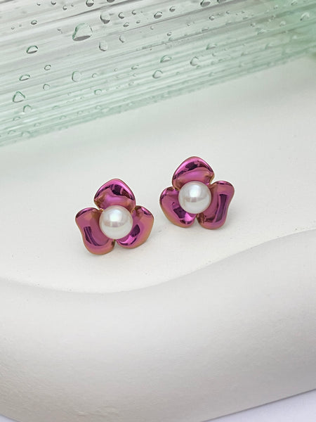 VGACETI Camellia · Bright Surface with Edison's freshwater pearls TITANIUM EARRINGS FOR SENSITIVE EARS